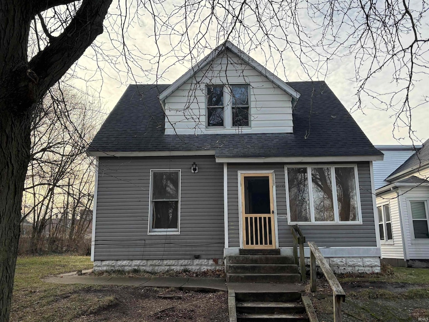 1819 S Scott St, South Bend, IN 46613 - photo 1