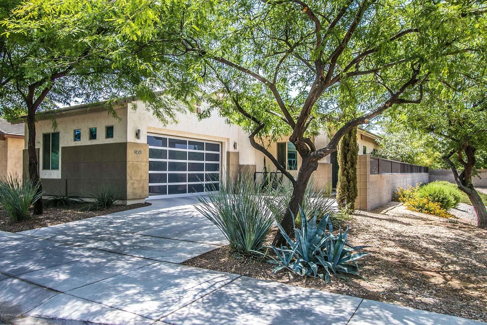 Hummingbird Way-3