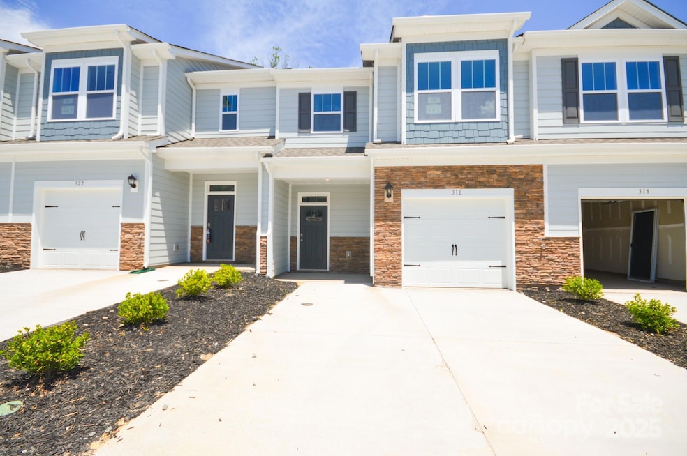 Sold $305,000 • Co-Listing Agent