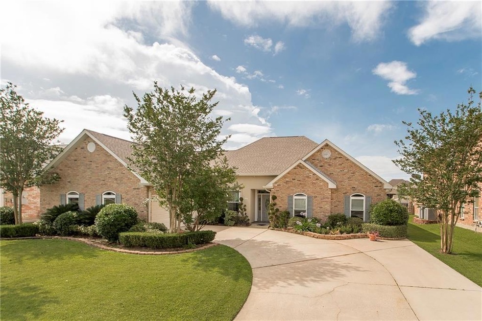 1209 Clipper Dr, Slidell, LA 70458 - photo 1