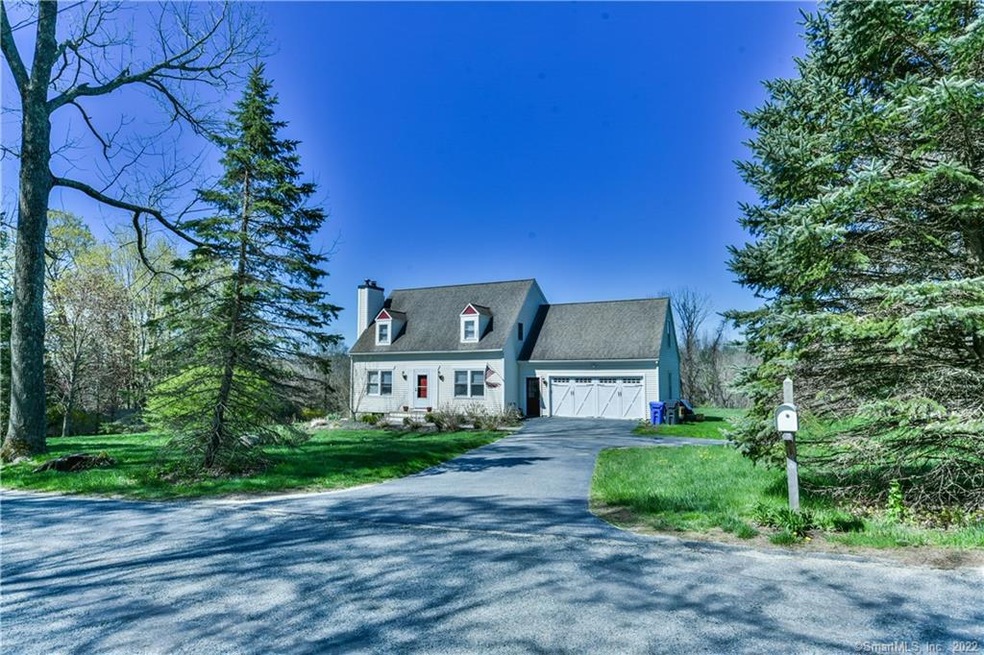 249 Quasset Rd, Pomfret Center, CT 06259 - photo 1