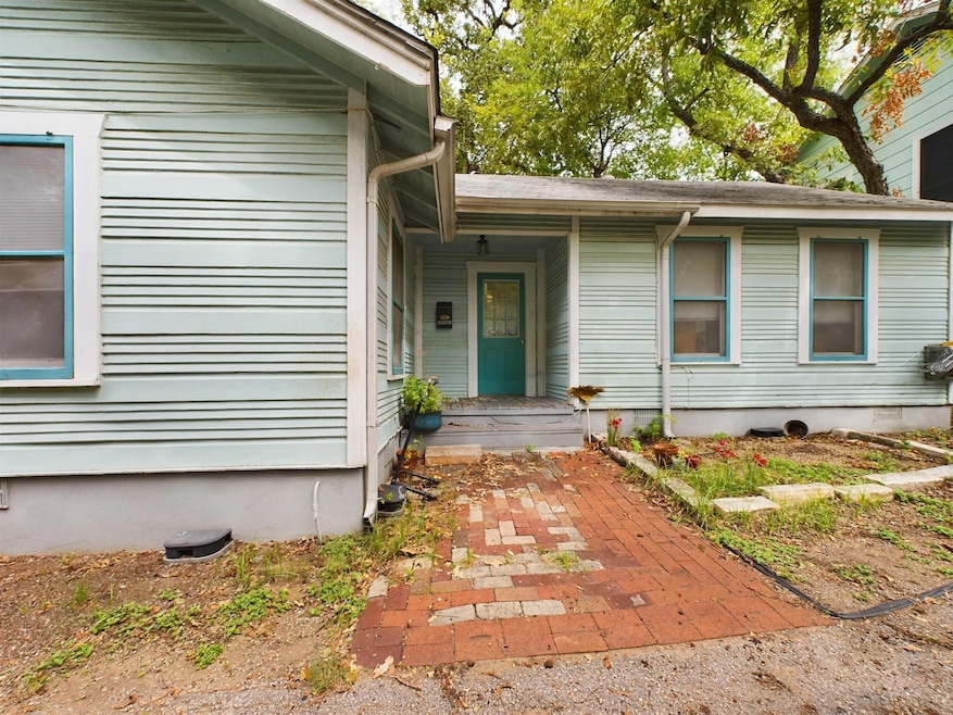 4521 Avenue F unit A, Austin, TX 78751 - photo 1