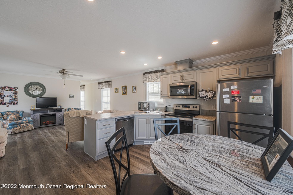 Kitchen 2 (1)