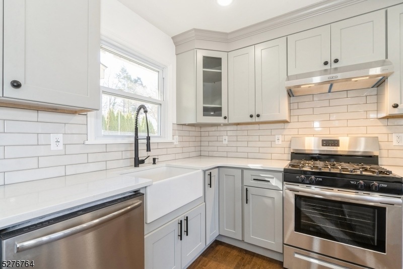 18 Fitzrandolph Rd, West Orange, NJ 07052 - photo 1