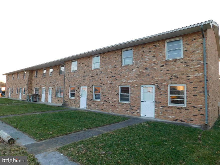 380 Aileen Ave, Strasburg, VA 22657 - photo 1