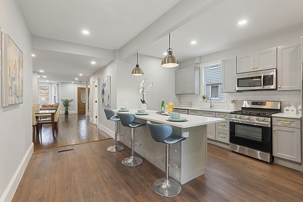 31 Mudge St, Lynn, MA 01902 - photo 1