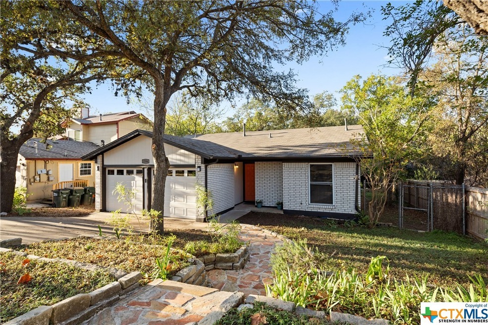 2204 Lancaster St, San Marcos, TX 78666 - photo 1