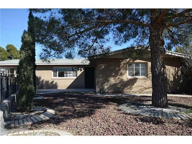 7645 Franklin Dr, El Paso, TX 79915 - photo 1