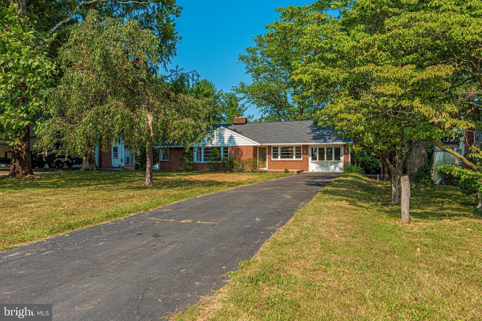 1526 Dual Hwy, Hagerstown, MD 21740 - photo 1