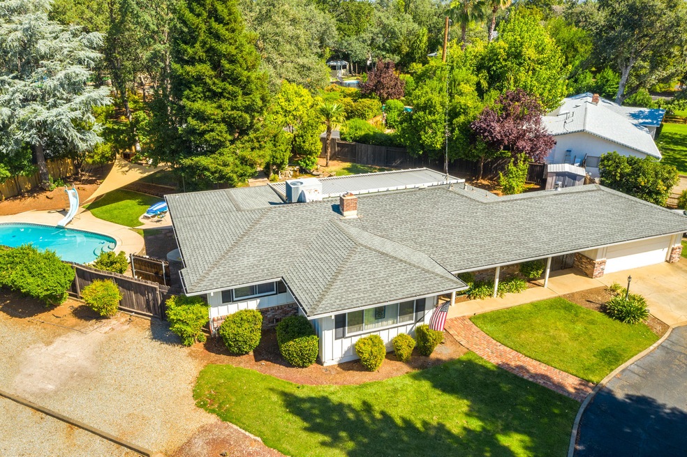 3150 forest hills aerial front