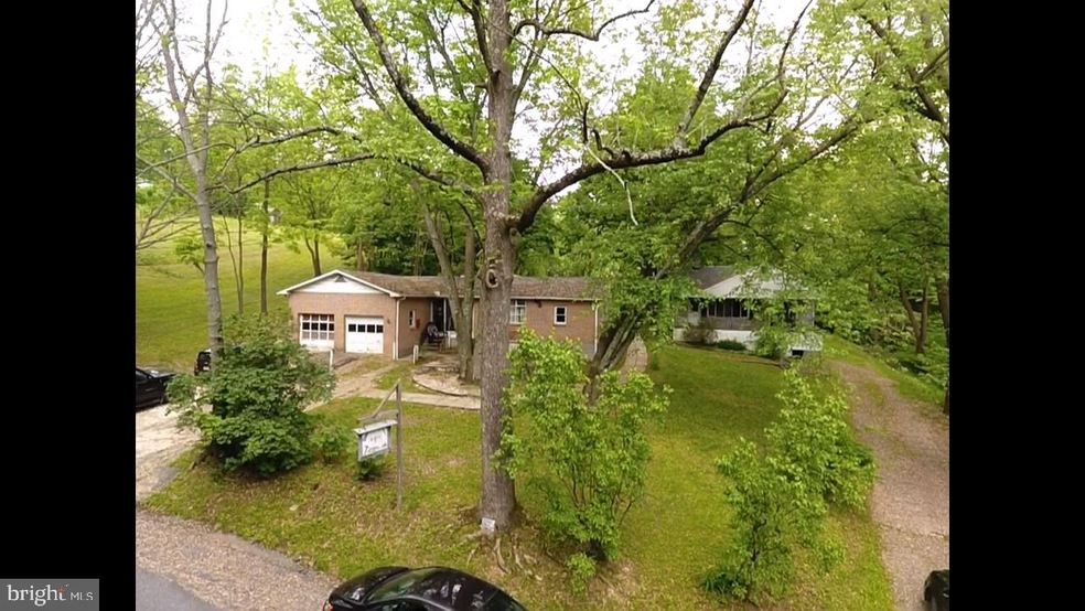 326 Sousley Rd, Lenhartsville, PA 19534 - photo 1