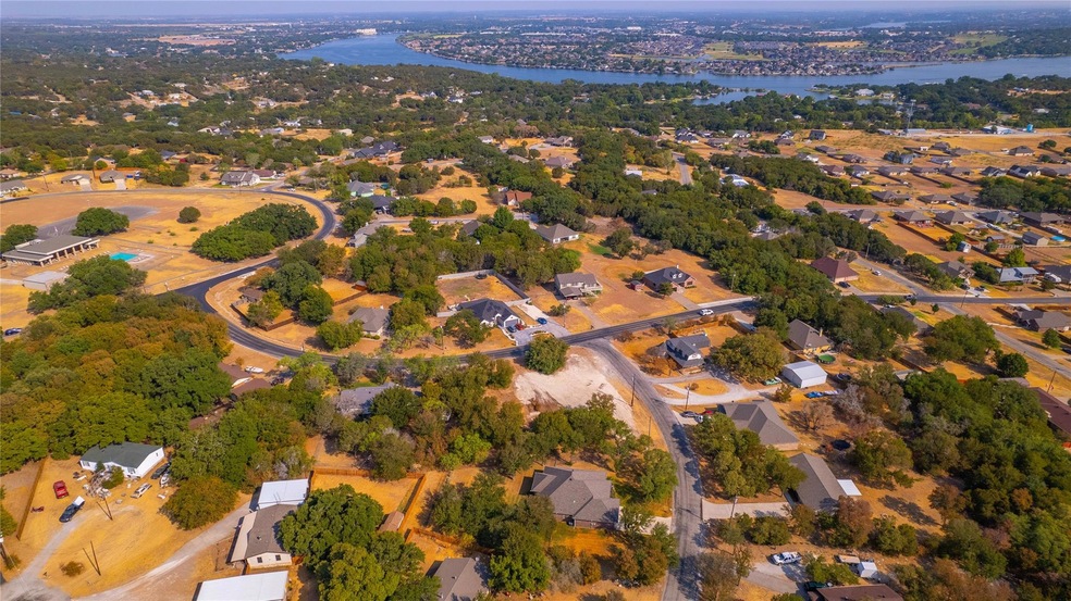 1210 Brazos Dr, Granbury, TX 76048 MLS 20418109