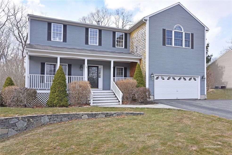 179 Orchard Woods Dr, Saunderstown, RI 02874 - photo 1