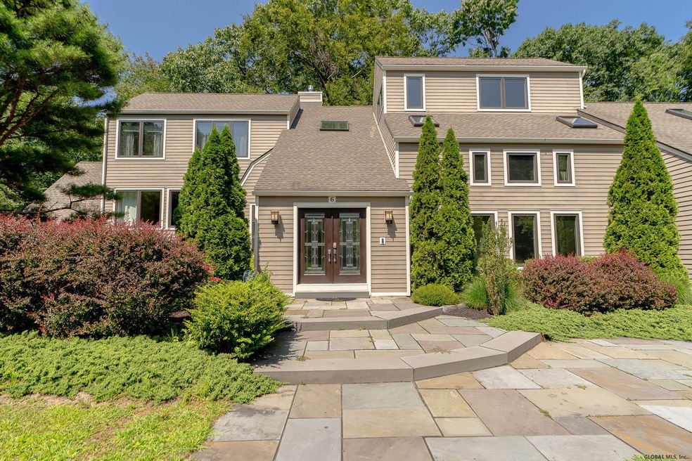 6 Darnley Greene, Delmar, NY 12054 - photo 1