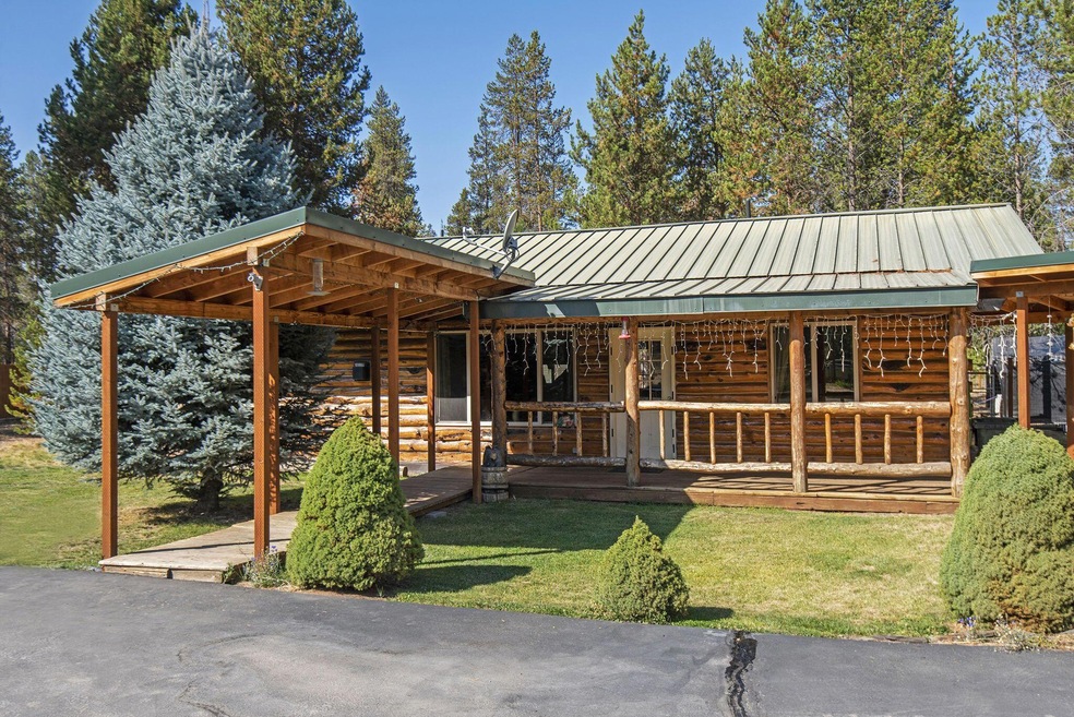 4-52745 Golden Astor Road