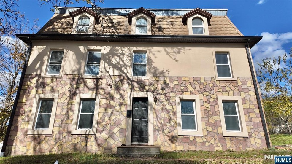 236 W Mount Pleasant Ave unit 1, Livingston, NJ 07039 - photo 1