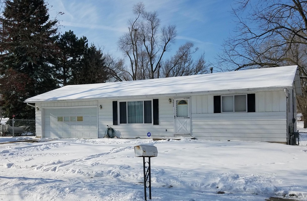 5024 Palmer St, Lansing, MI 48910 - photo 1