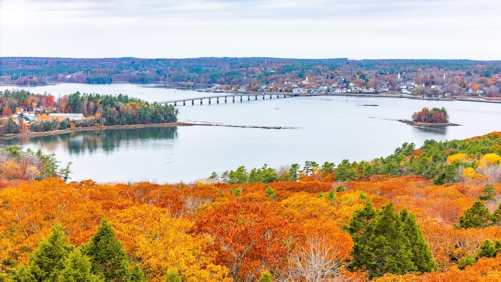 Bay View Trail Edgecomb 001