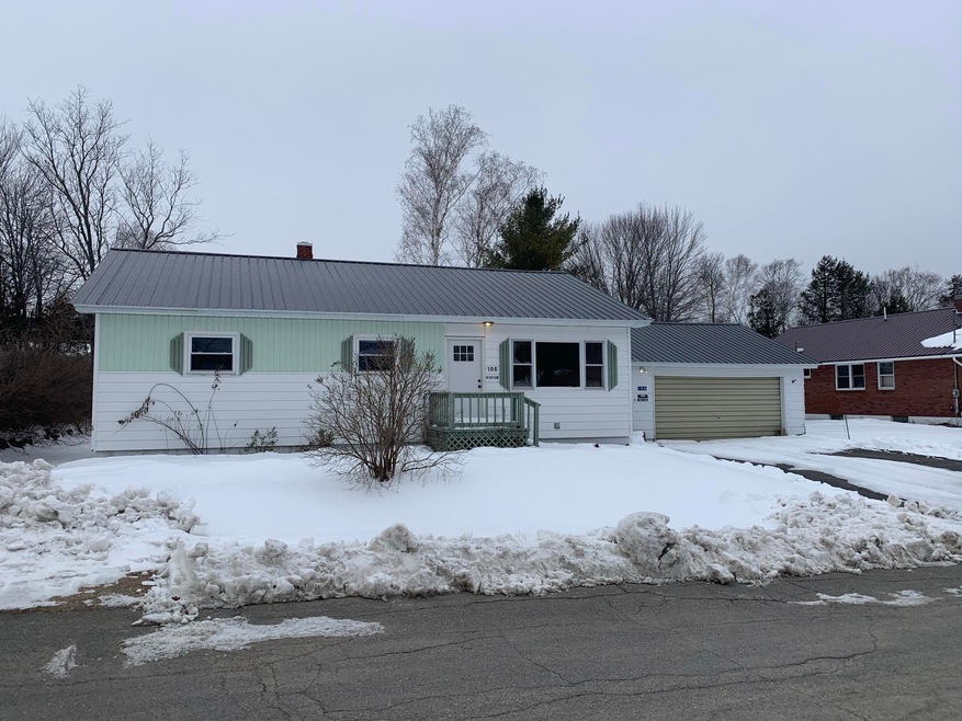 106 Michigan St, Millinocket, ME 04462 - photo 1