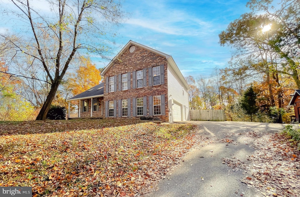 27260 Queentree Rd, Mechanicsville, MD 20659 - photo 1