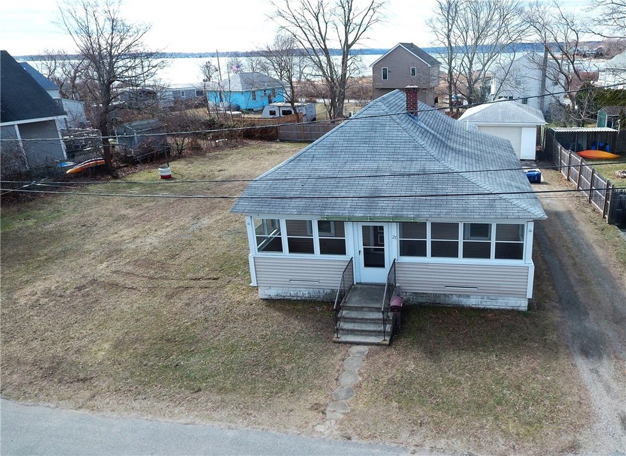 25 Hewett St, Warwick, RI 02889 - photo 1