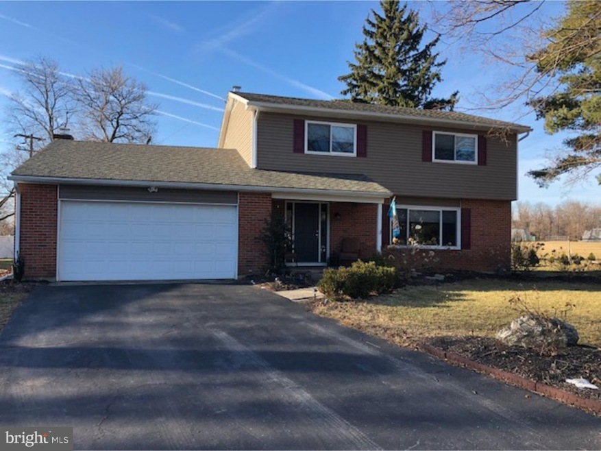 1260 Acorn Cir, Macungie, PA 18062 - photo 1