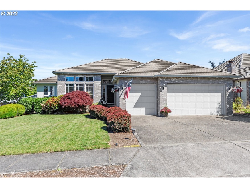 1938 NE 20th Ave, Canby, OR 97013 - photo 1