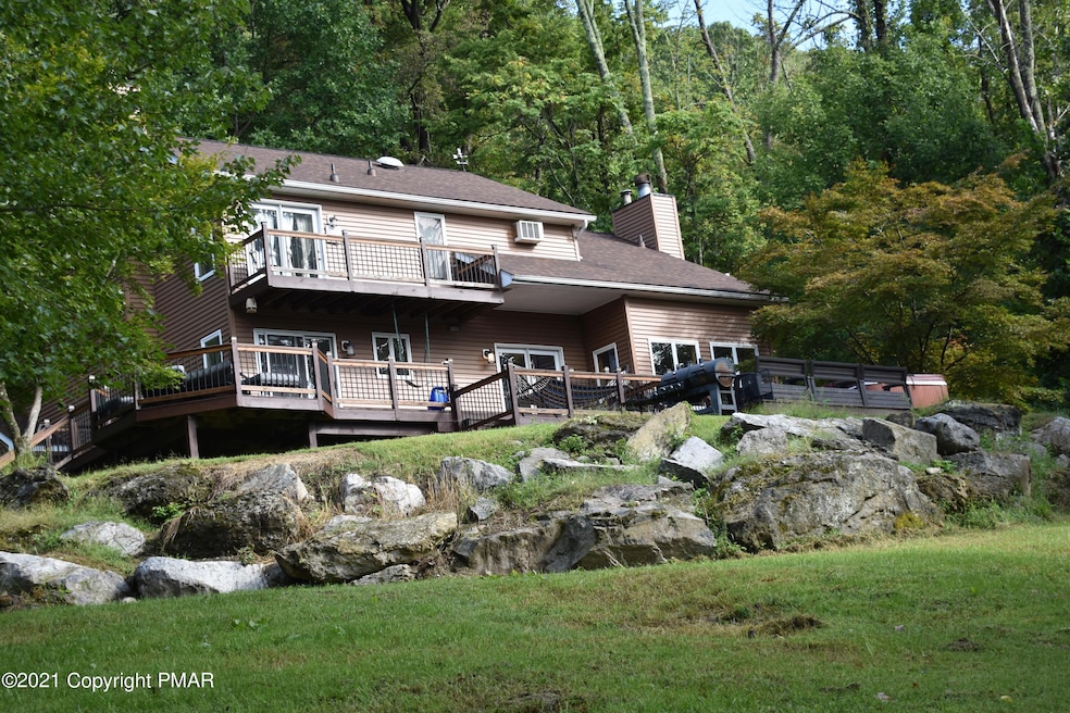 125 Greenbriar Rd, Stroudsburg, PA 18360 - photo 1