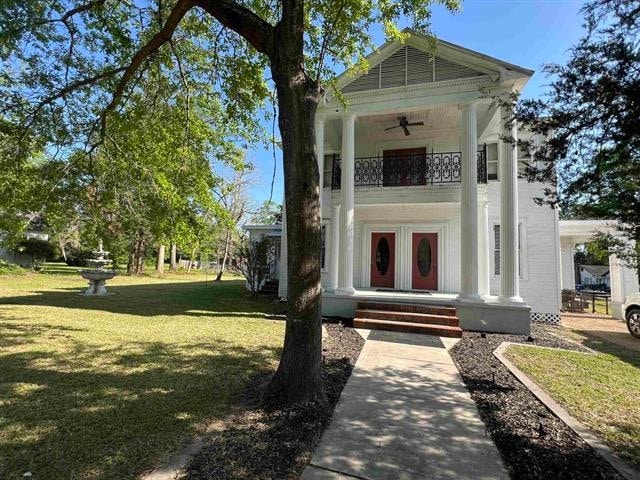 For Rent $1,700/month