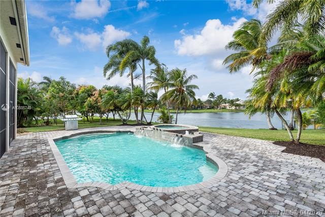 13107 SW 42nd St, Davie, FL 33330 - photo 1