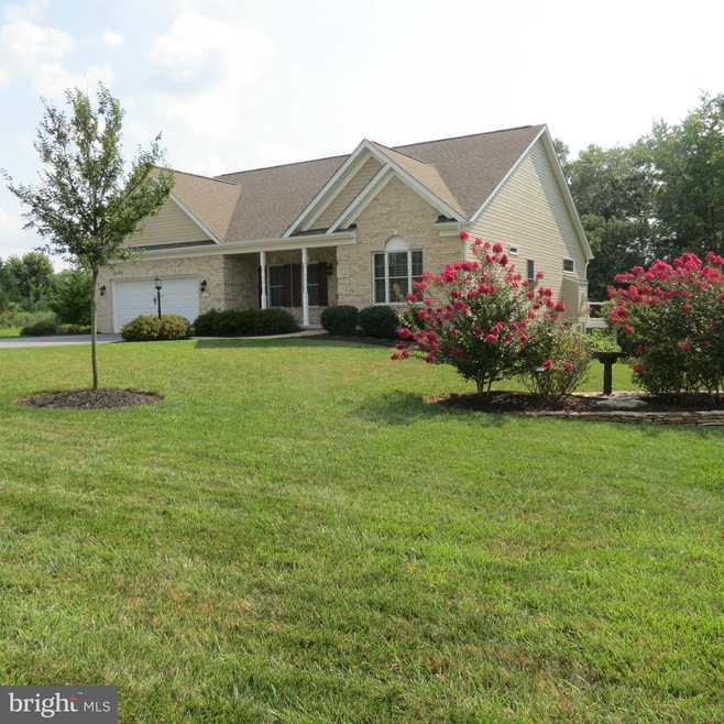 763 Chatelaine Ct, Sykesville, MD 21784 - photo 1