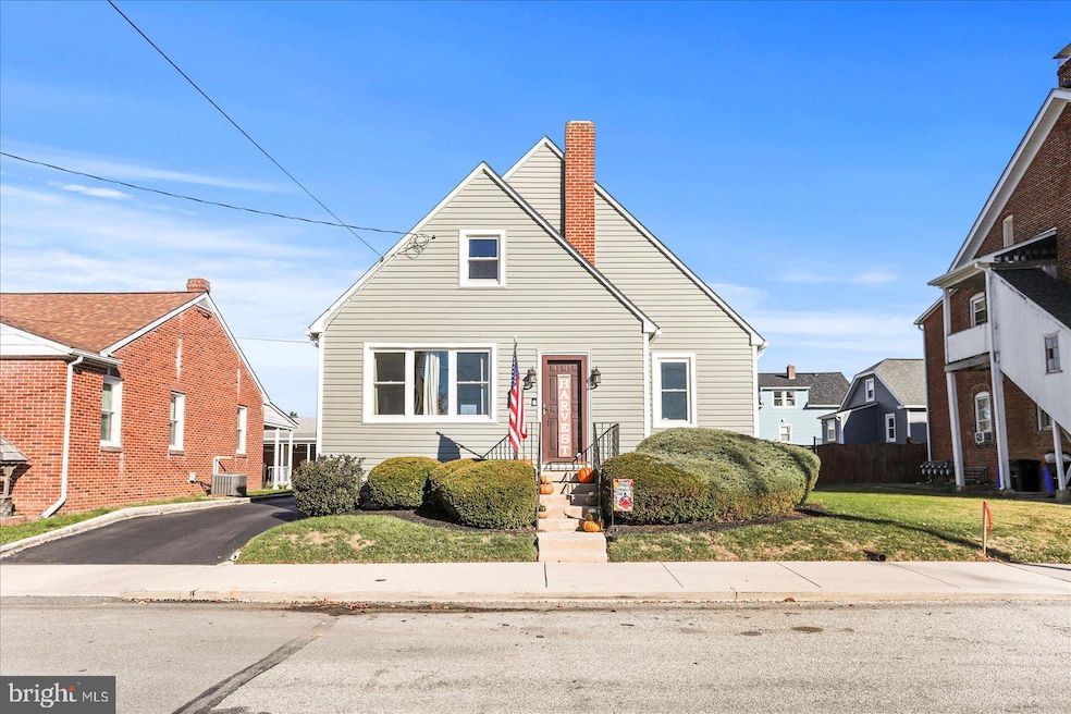 For Sale $309,900 • Co-Listing Agent