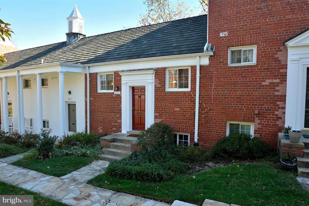 3351 Martha Custis Dr unit 825-3351, Alexandria, VA 22302 - photo 1