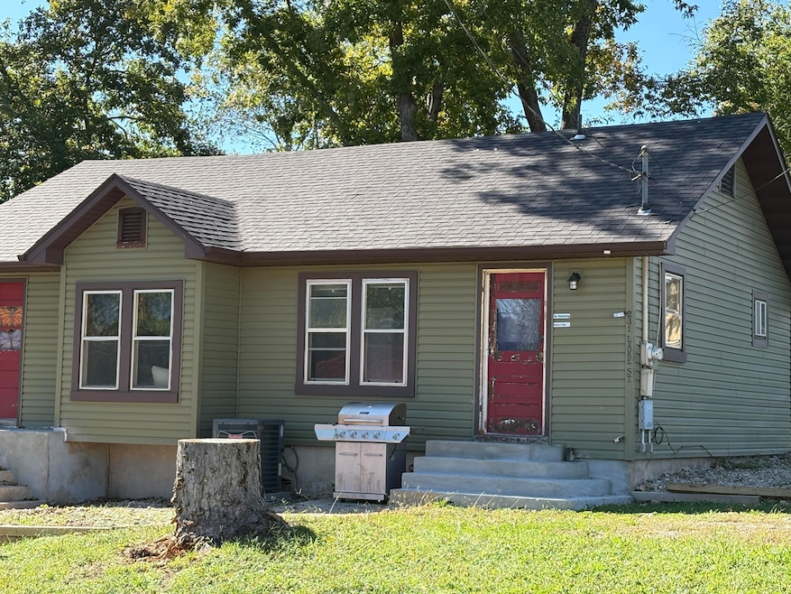 231 Lake St, Rockaway Beach, MO 65740 - photo 1