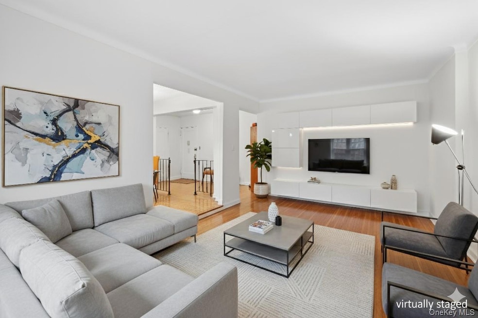 Greenbriar unit 216, Forest Hills, NY 11375 - photo 1