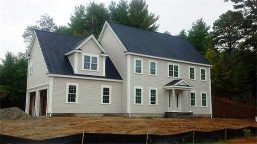 1A Treetop Cir, Northborough, MA 01532 - photo 1