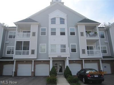 1012 Aqua Marine Blvd unit 50, Avon Lake, OH 44012 - photo 1