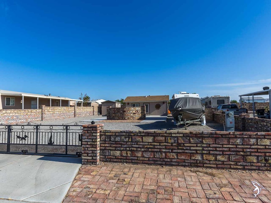 12605 E 44th Dr, Yuma, AZ 85367 - photo 1