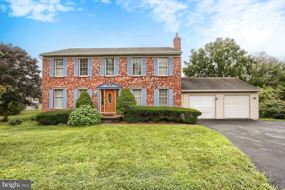 For Sale $435,000 • Co-Listing Agent