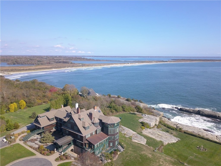 575 Tuckerman Ave unit 7, Middletown, RI 02842 - photo 1