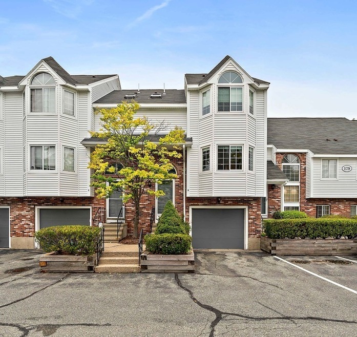 179 Tall Oaks Dr unit D, South Weymouth, MA 02190 - photo 1