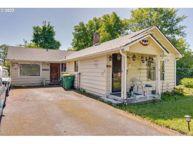 Under Contract $575,000