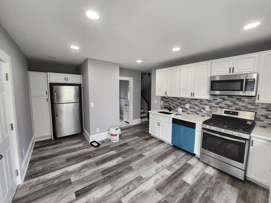 188 Woodrow Ave unit 2, Dorchester Center, MA 02124 - photo 1