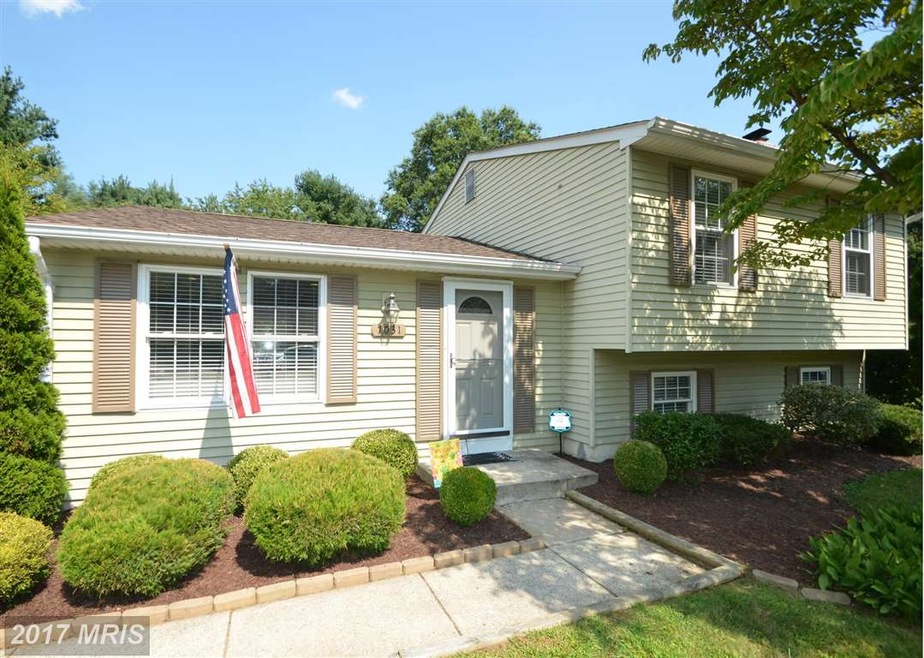 7031 Macbeth Way, Sykesville, MD 21784 - photo 1