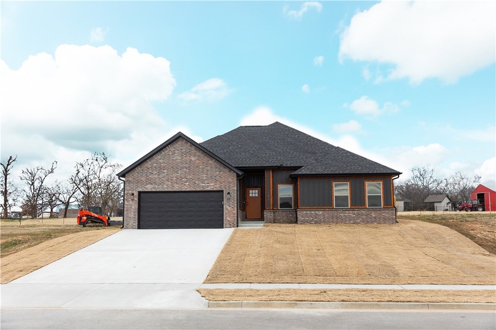 242 Nebo St, Prairie Grove, AR 72753 - photo 1