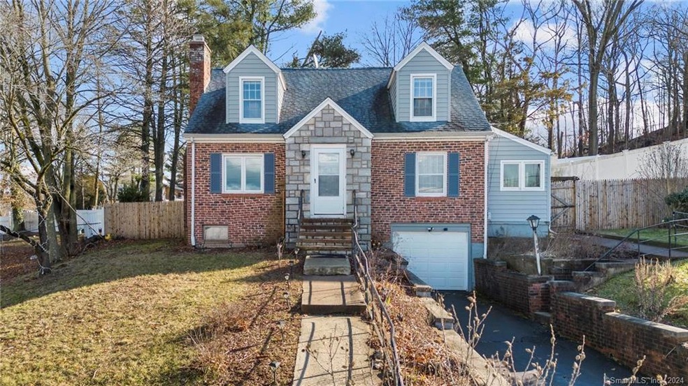 135 View Terrace, East Haven, CT 06512 - photo 1