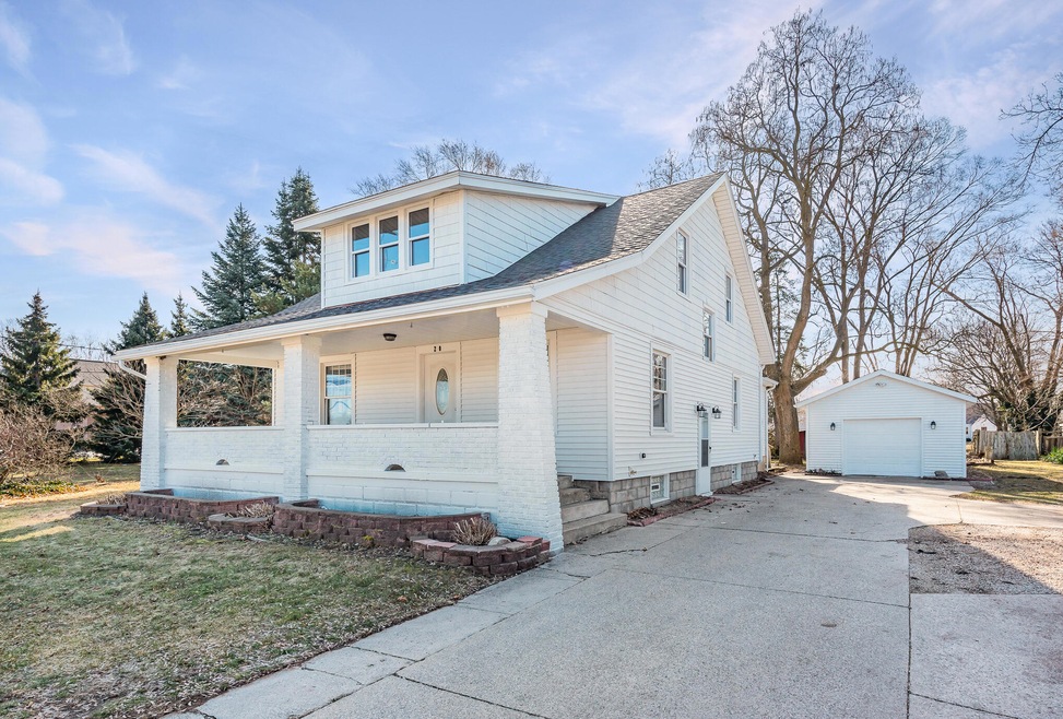 1_Front Exterior-2