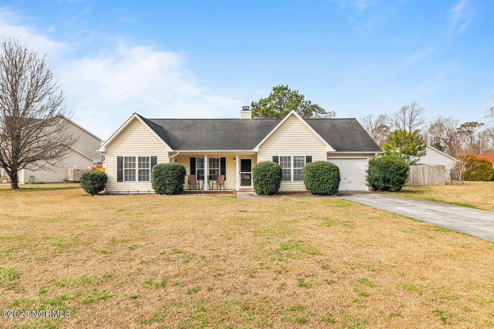 148 Settlers Cir, Jacksonville, NC 28546 - photo 1