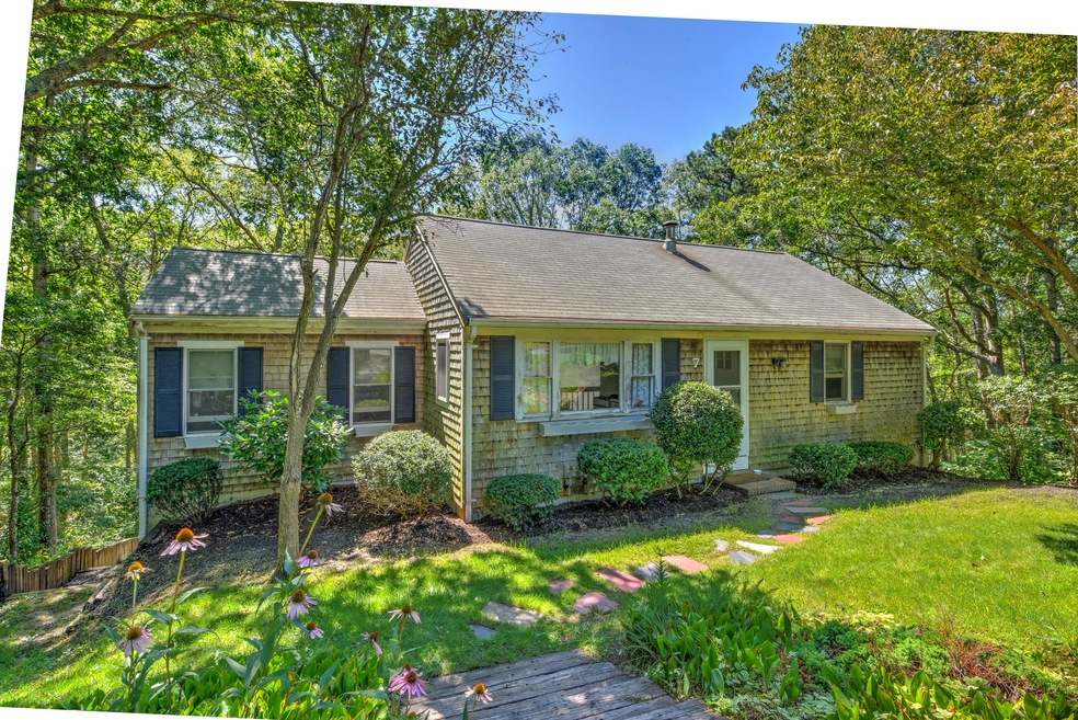 7 Wayside Ln, Sandwich, MA 02563 - photo 1