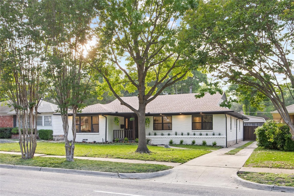 7239 E Mockingbird Ln, Dallas, TX 75214 - photo 1